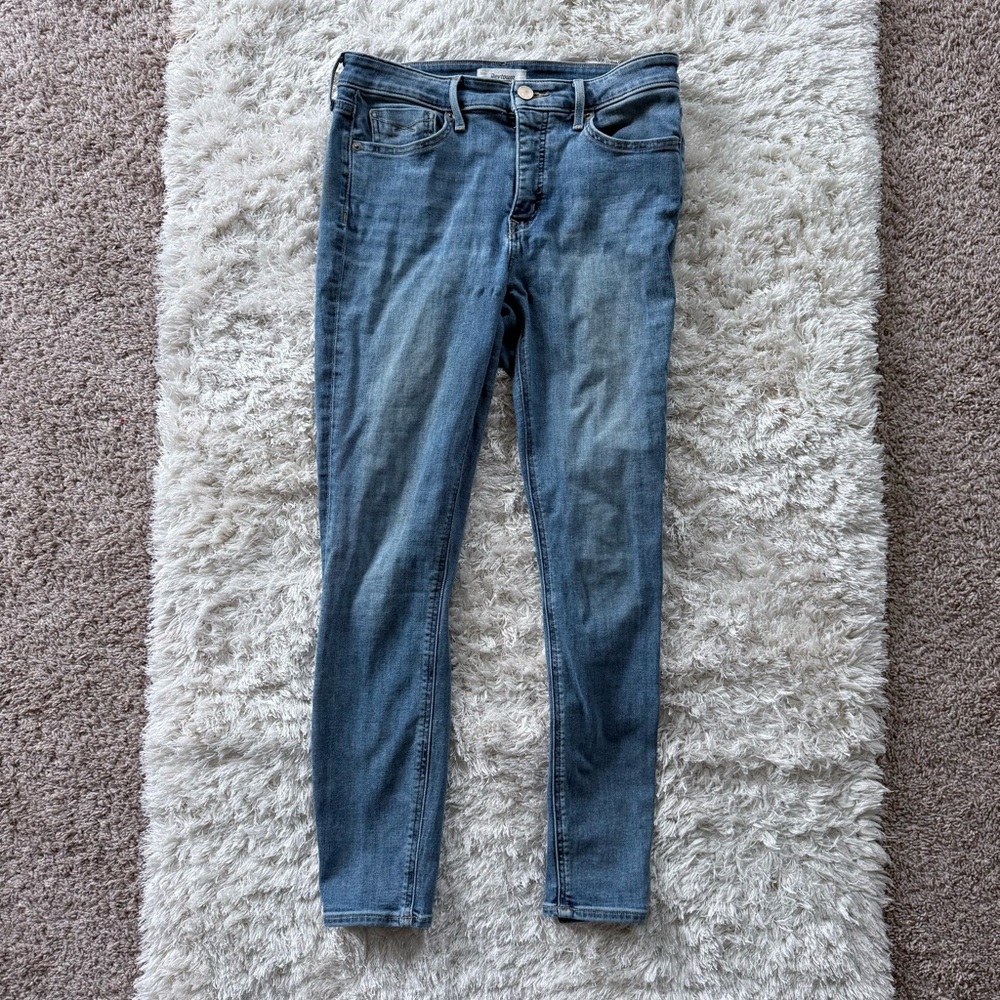 Revtown High Waisted Skinny Jeans Lightwash Stretchy Size 29